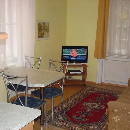 Kamil Apartment *