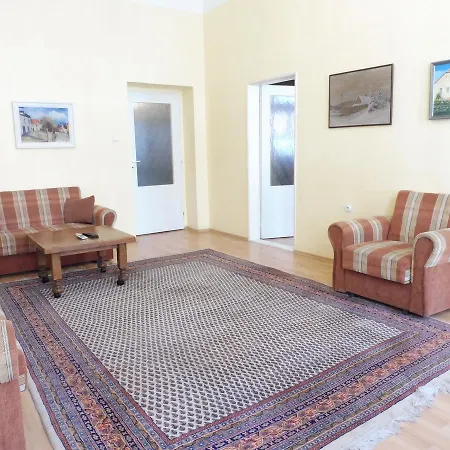 Kamil Apartment
